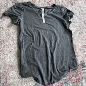 Lululemon Gray Tee